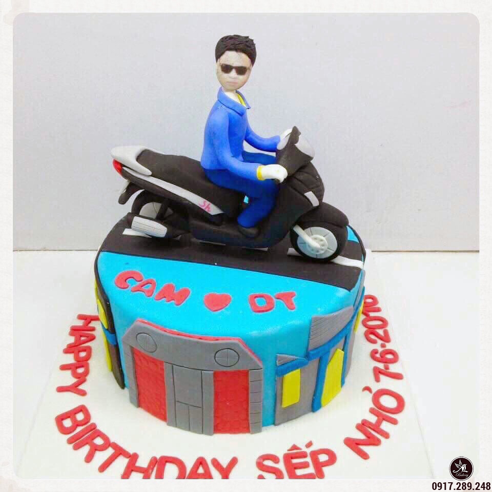 Bánh sinh nhật cho đàn ông lái xe Yamaha | Bánh kem cao cấp