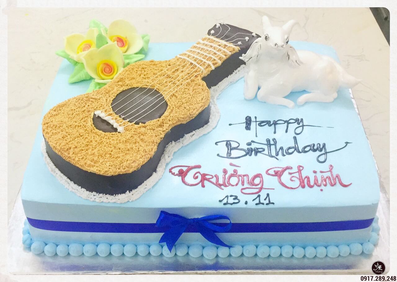 Hình Ảnh Bánh Kem Chúc Mừng Sinh Nhật Với Cây Đàn Guitar Cho Người Tuổi Sửu  | Bánh Kem Cao Cấp