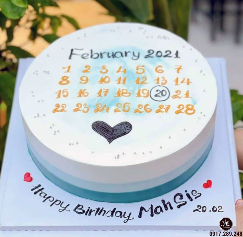 Bánh sinh nhật quyển lịch tháng trang trí bướm hồng đẹp ấn tượng nhất 8977   Bánh sinh nhật kỷ niệm